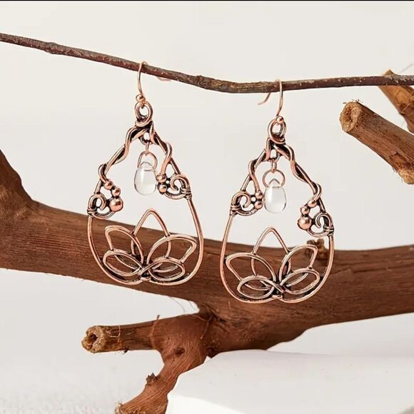 Copper wire lotus flower moonstone tear drop earrings - Picture 3 of 5